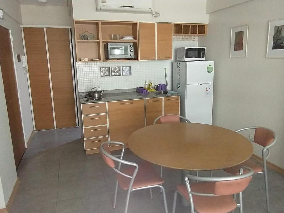 Rio De Janeiro 824, Piso4, Depto. B, Ciudad De Buenos Aires Apartment — Photos 2